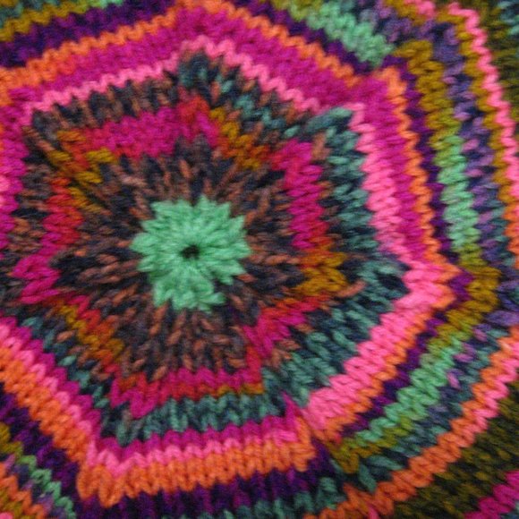 🌈 Rainbow Knit Adult Beret Cap - Picture 7 of 10